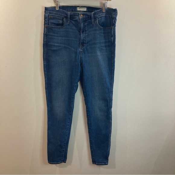 MADEWELL Sz 32 10” Roadtripper Mid-Wash Skinny Stretchy Comfort Jeans - Picture 2 of 13